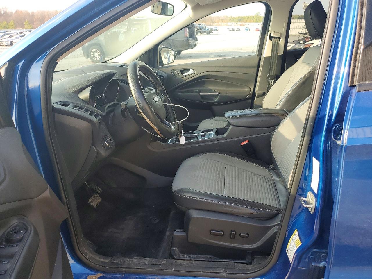 2018 FORD ESCAPE SE photo 7