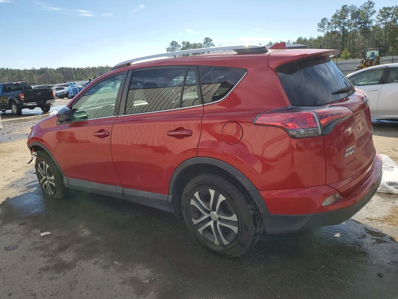 2016 TOYOTA RAV4 LE photo 2