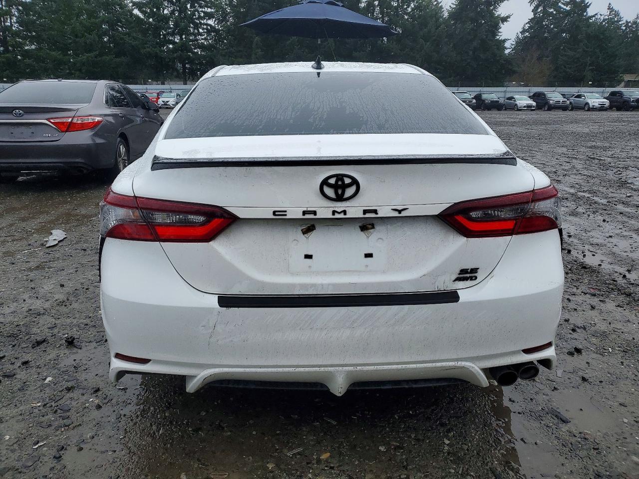 2022 TOYOTA CAMRY SE photo 6