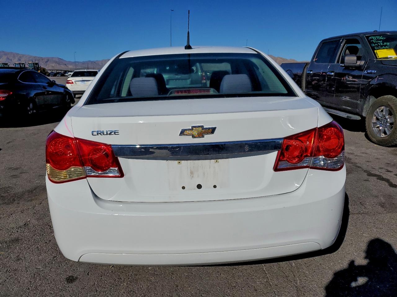 2013 CHEVROLET CRUZE LS photo 6