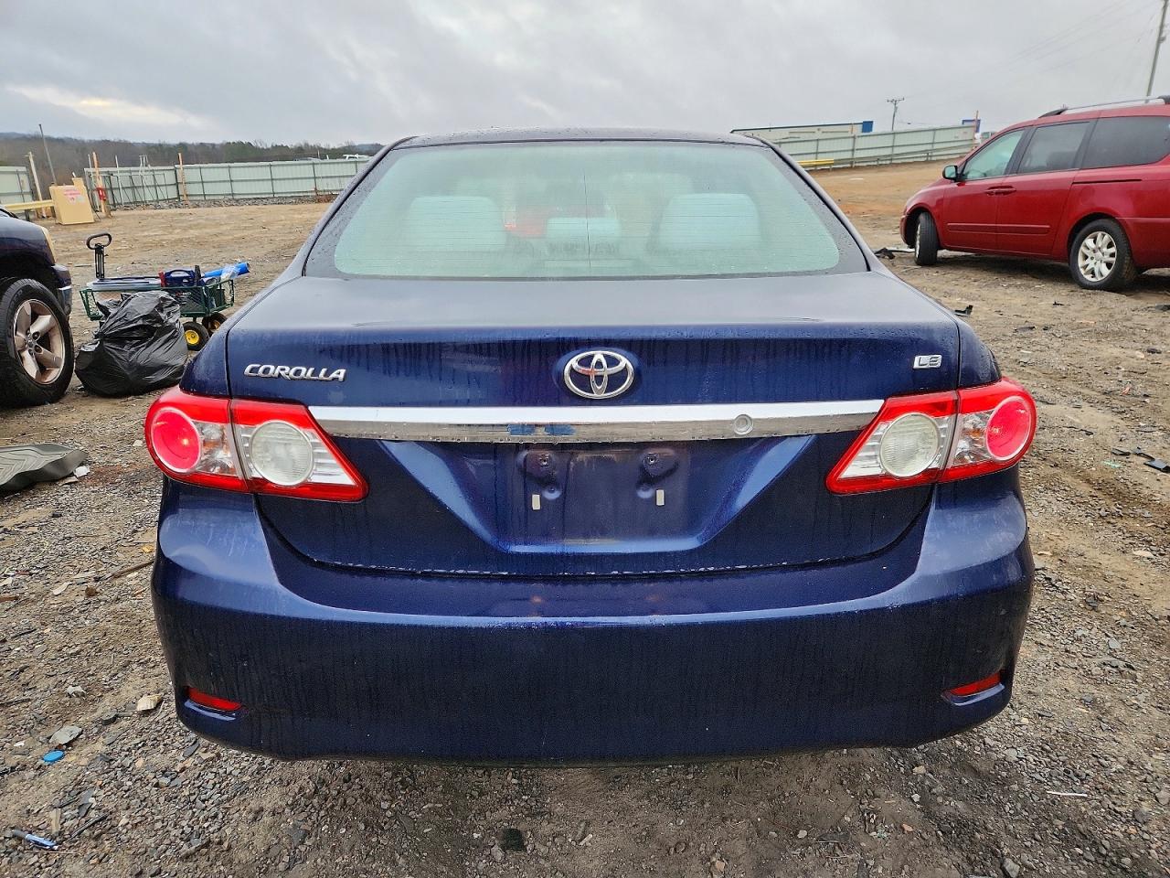 2013 TOYOTA COROLLA BASE photo 6