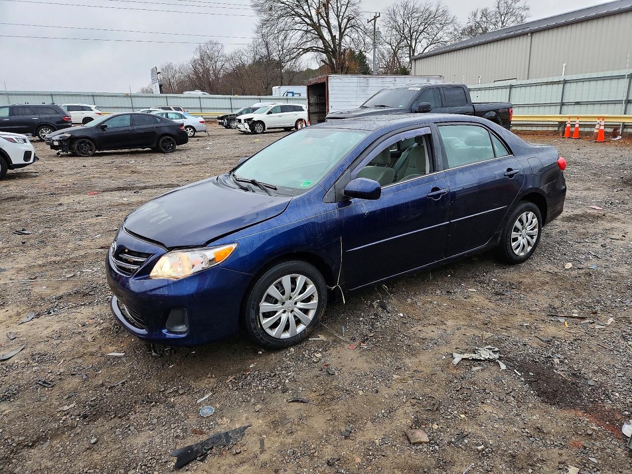 2013 TOYOTA COROLLA