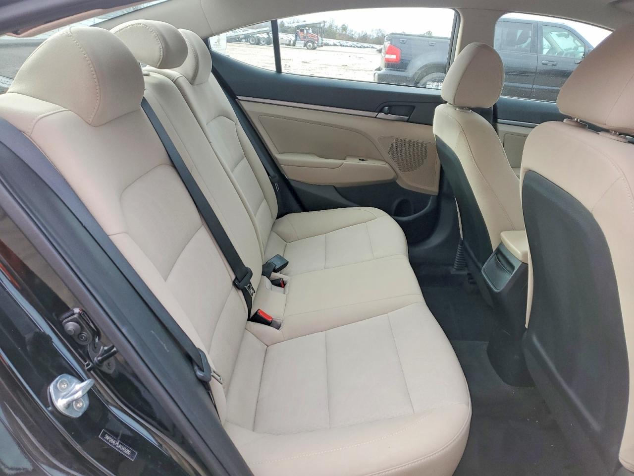 2018 HYUNDAI ELANTRA SEL photo 10