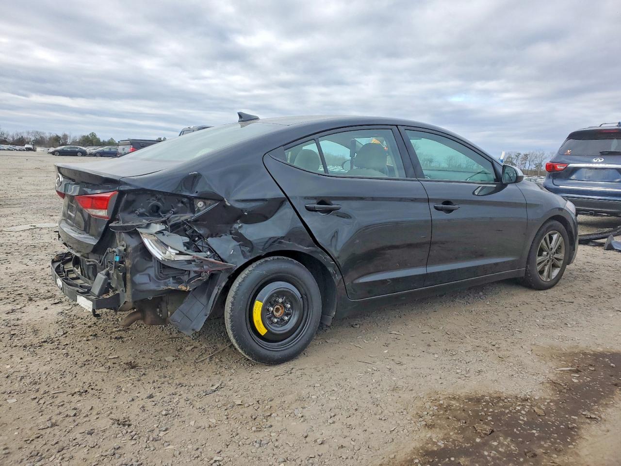 2018 HYUNDAI ELANTRA SEL photo 3