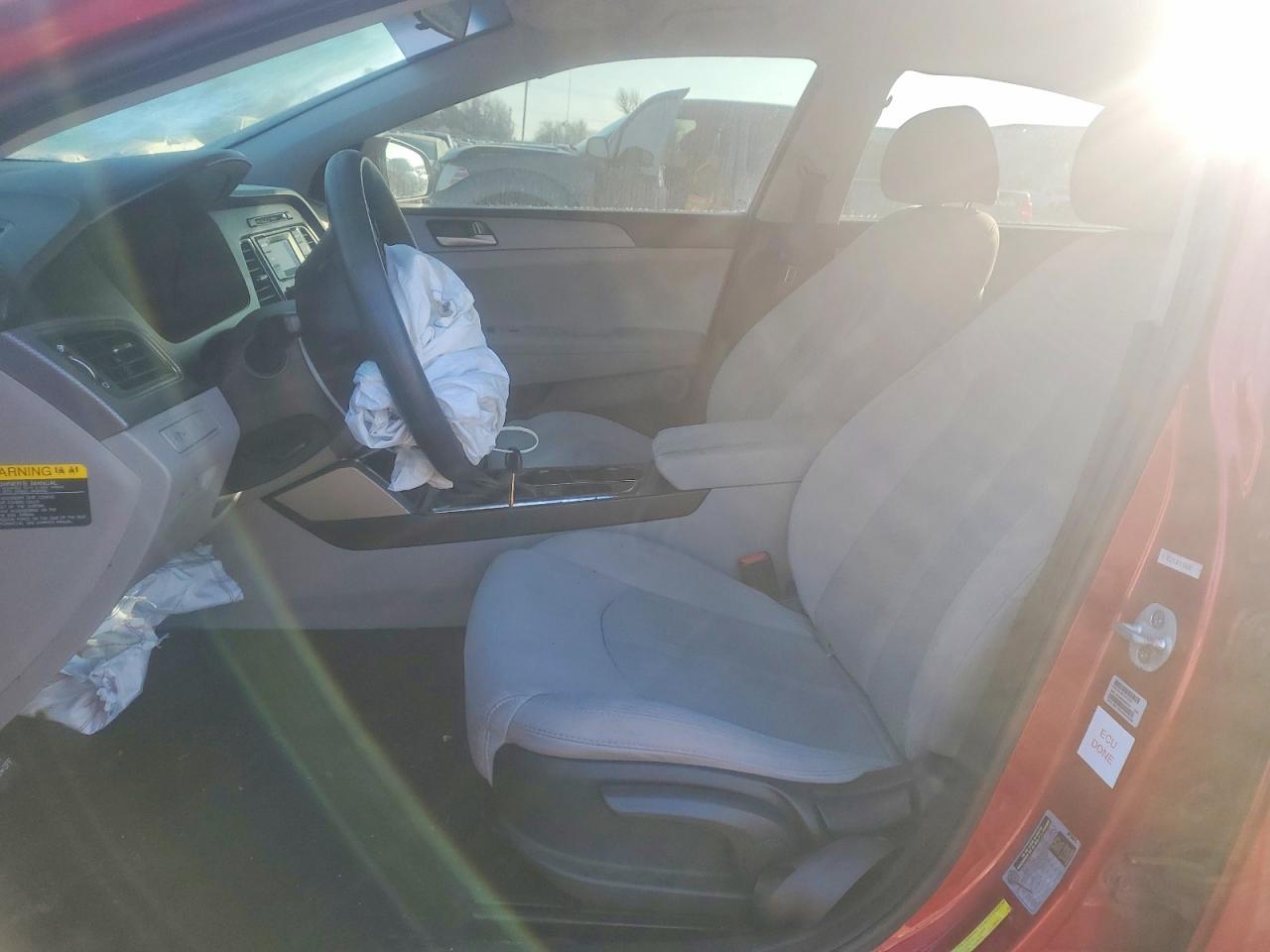 2017 HYUNDAI SONATA SE photo 19