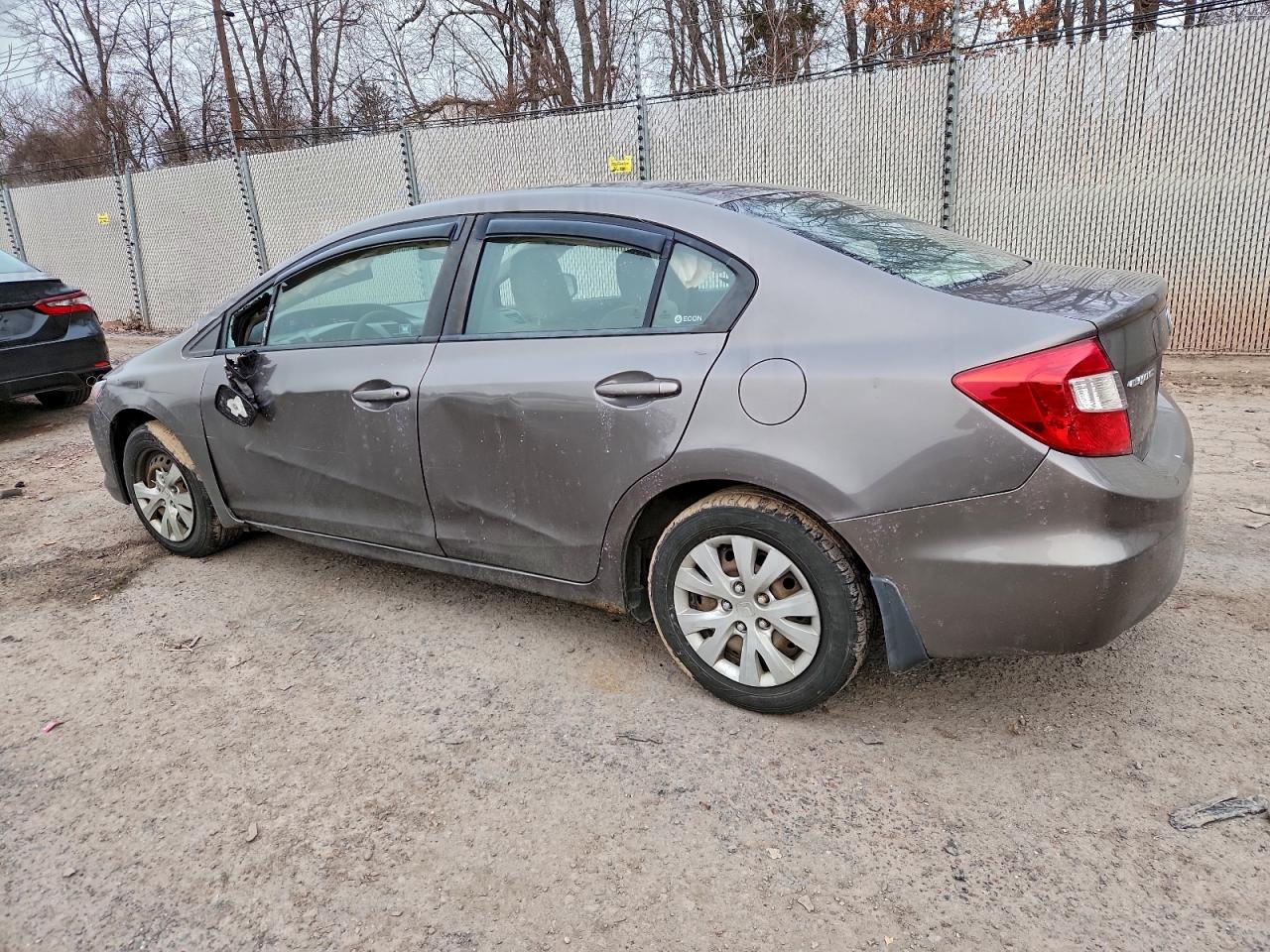2012 HONDA CIVIC LX photo 2