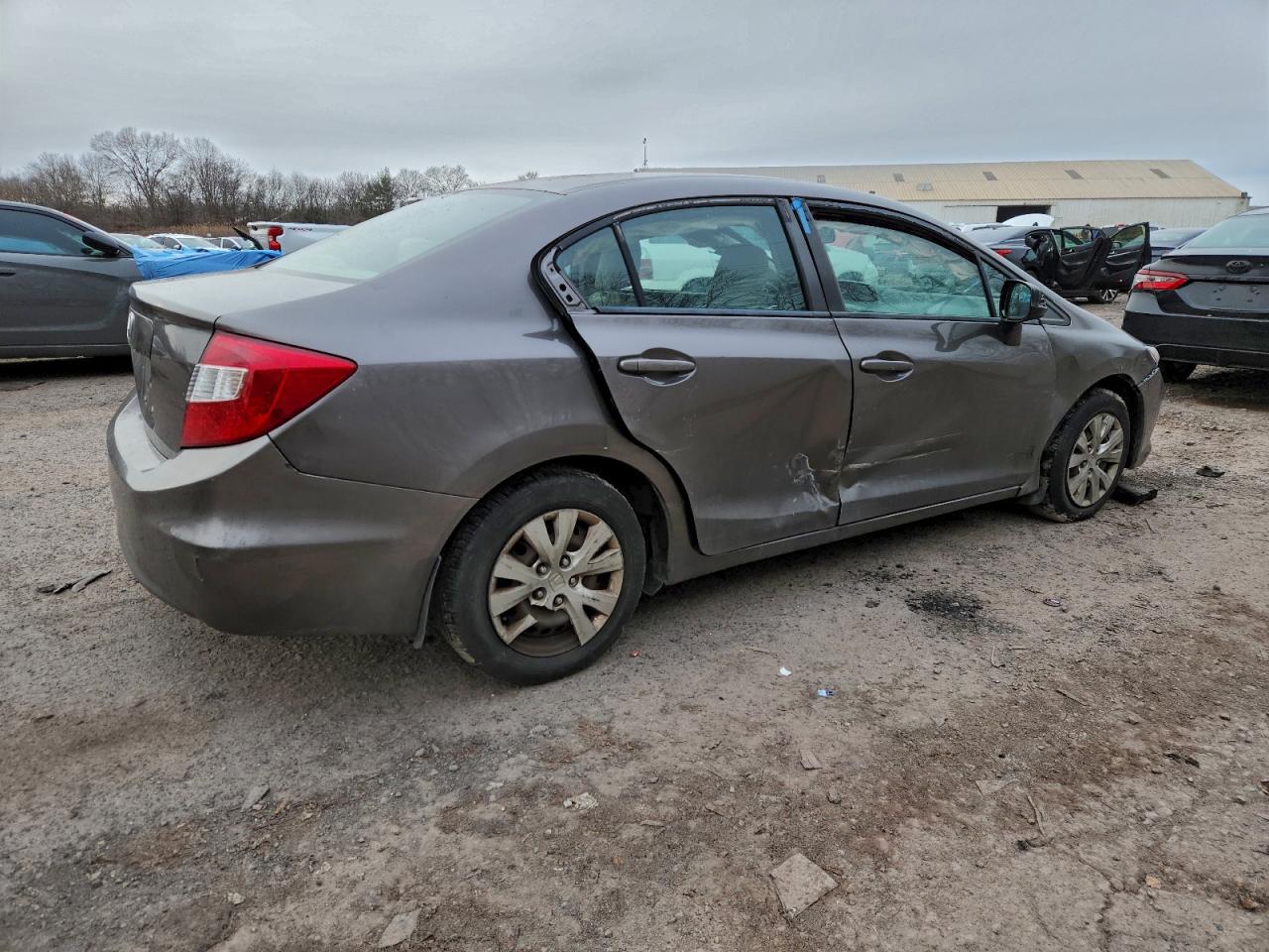 2012 HONDA CIVIC LX photo 3