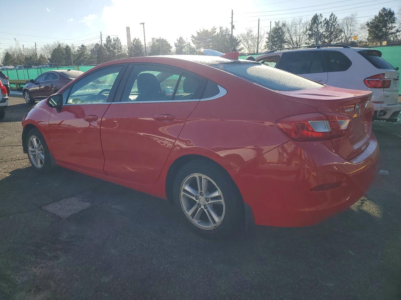 2016 CHEVROLET CRUZE LT photo 2