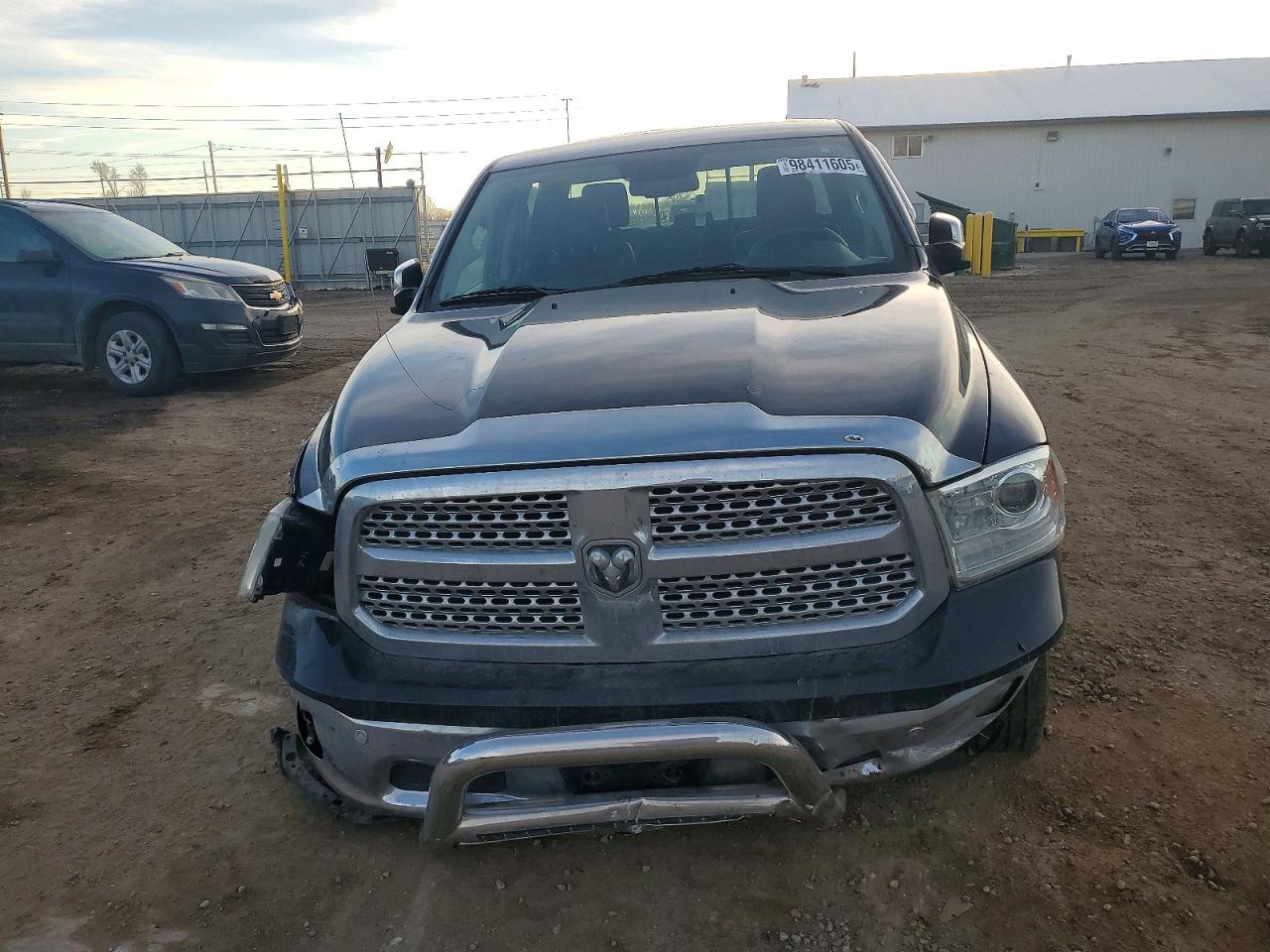 2017 RAM 1500 LARAMIE photo 5