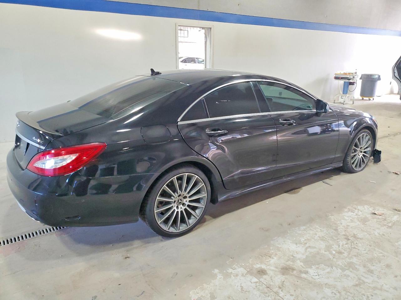 2017 MERCEDES-BENZ CLS 550 4MATIC photo 3