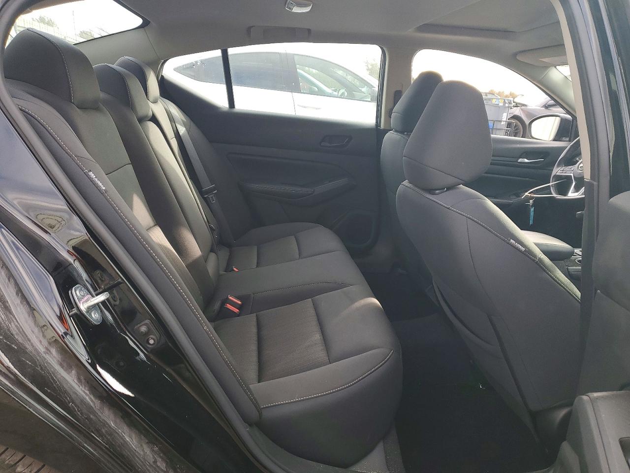 2024 NISSAN ALTIMA SV photo 10
