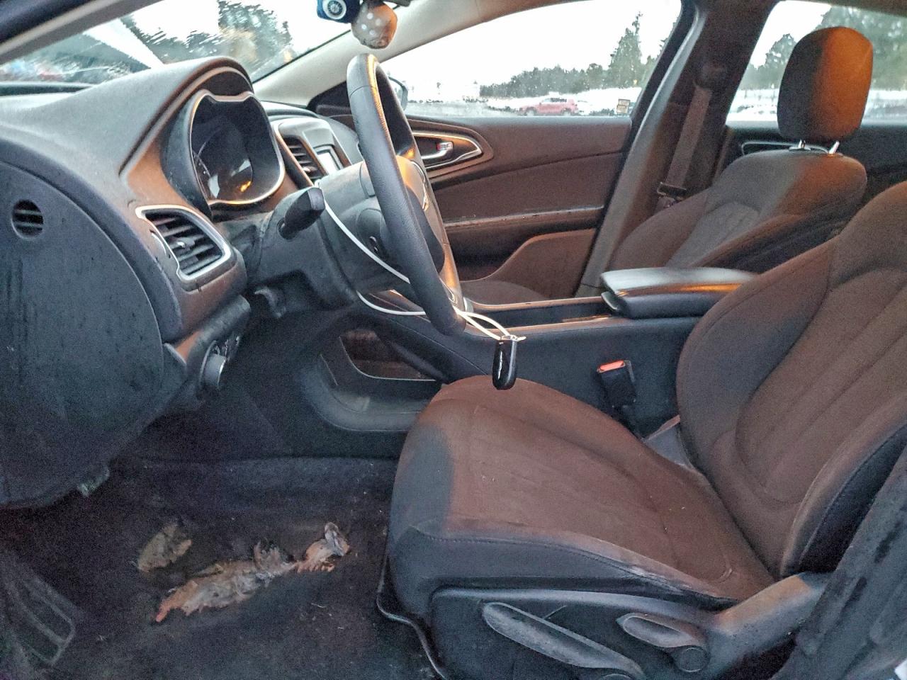 2016 CHRYSLER 200 LIMITED photo 7