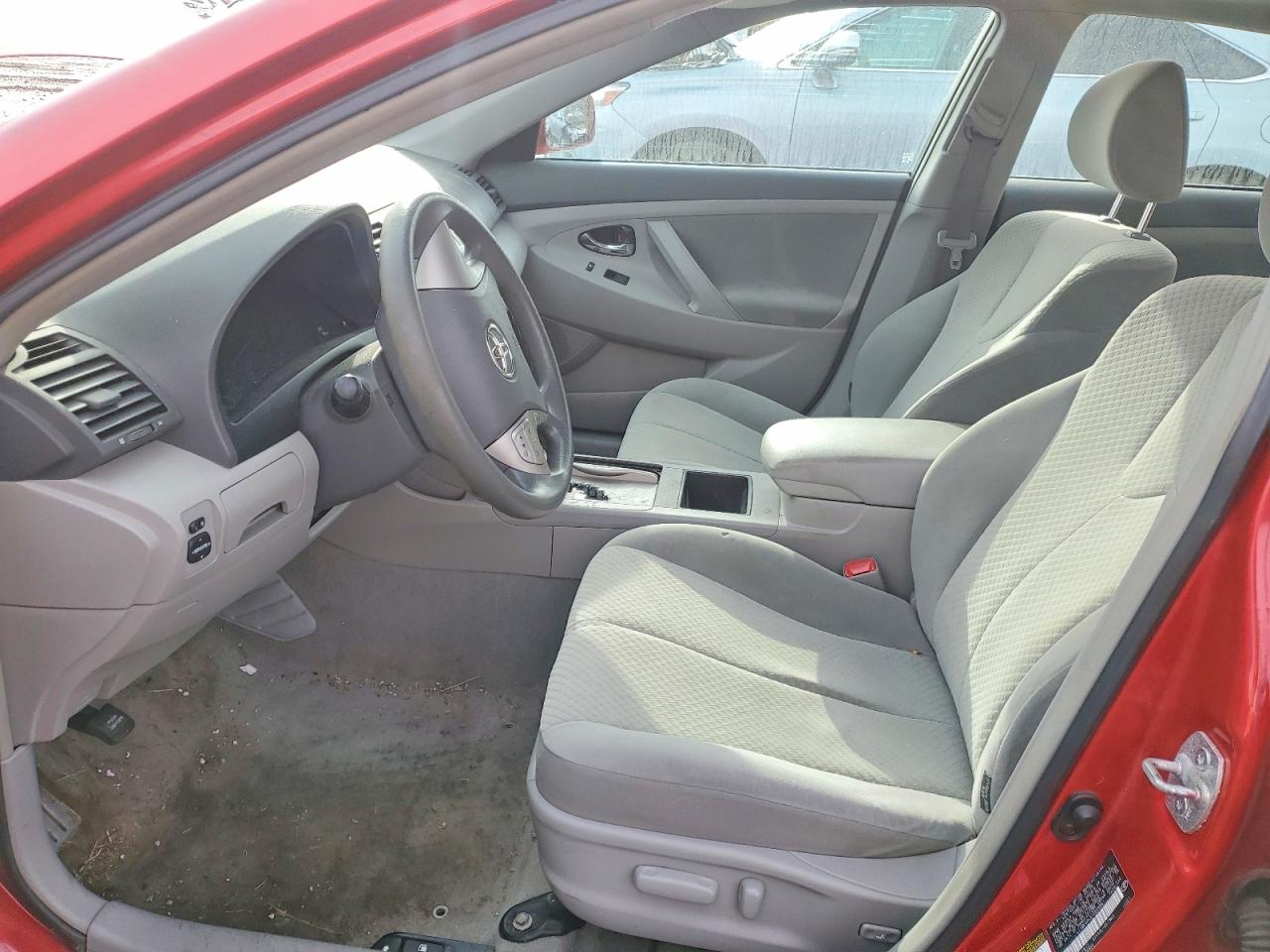 2007 TOYOTA CAMRY LE photo 7