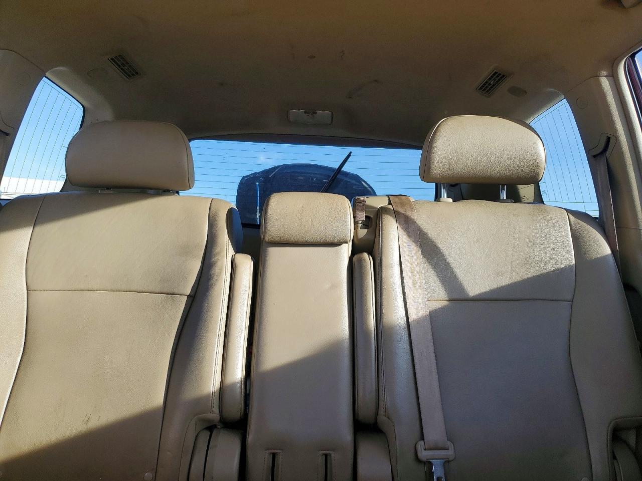 2012 TOYOTA HIGHLANDER BASE photo 10