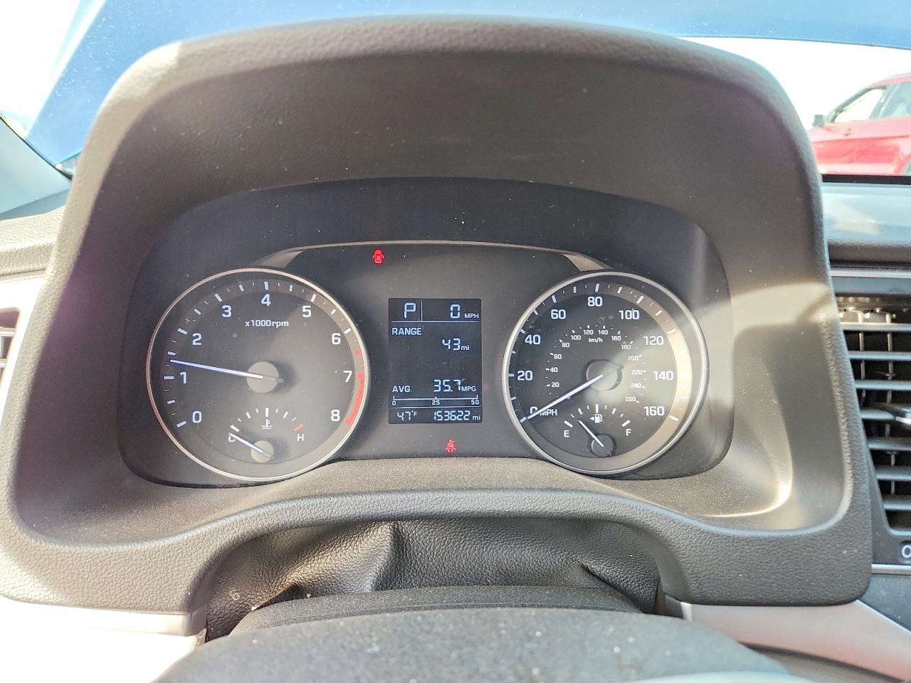 2017 HYUNDAI ELANTRA SE photo 9