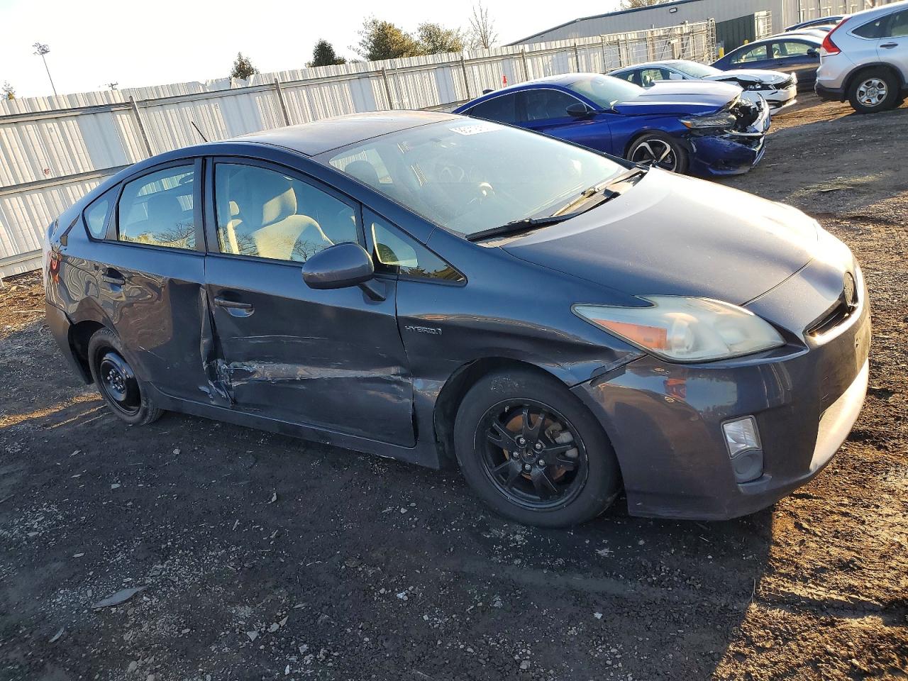 2011 TOYOTA PRIUS photo 4