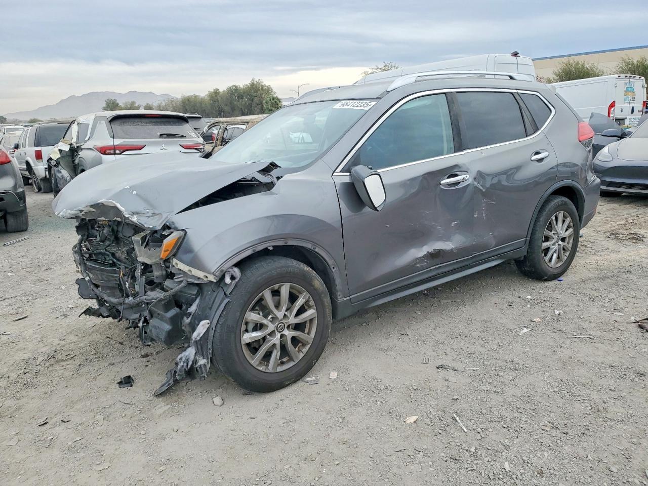 2017 NISSAN ROGUE