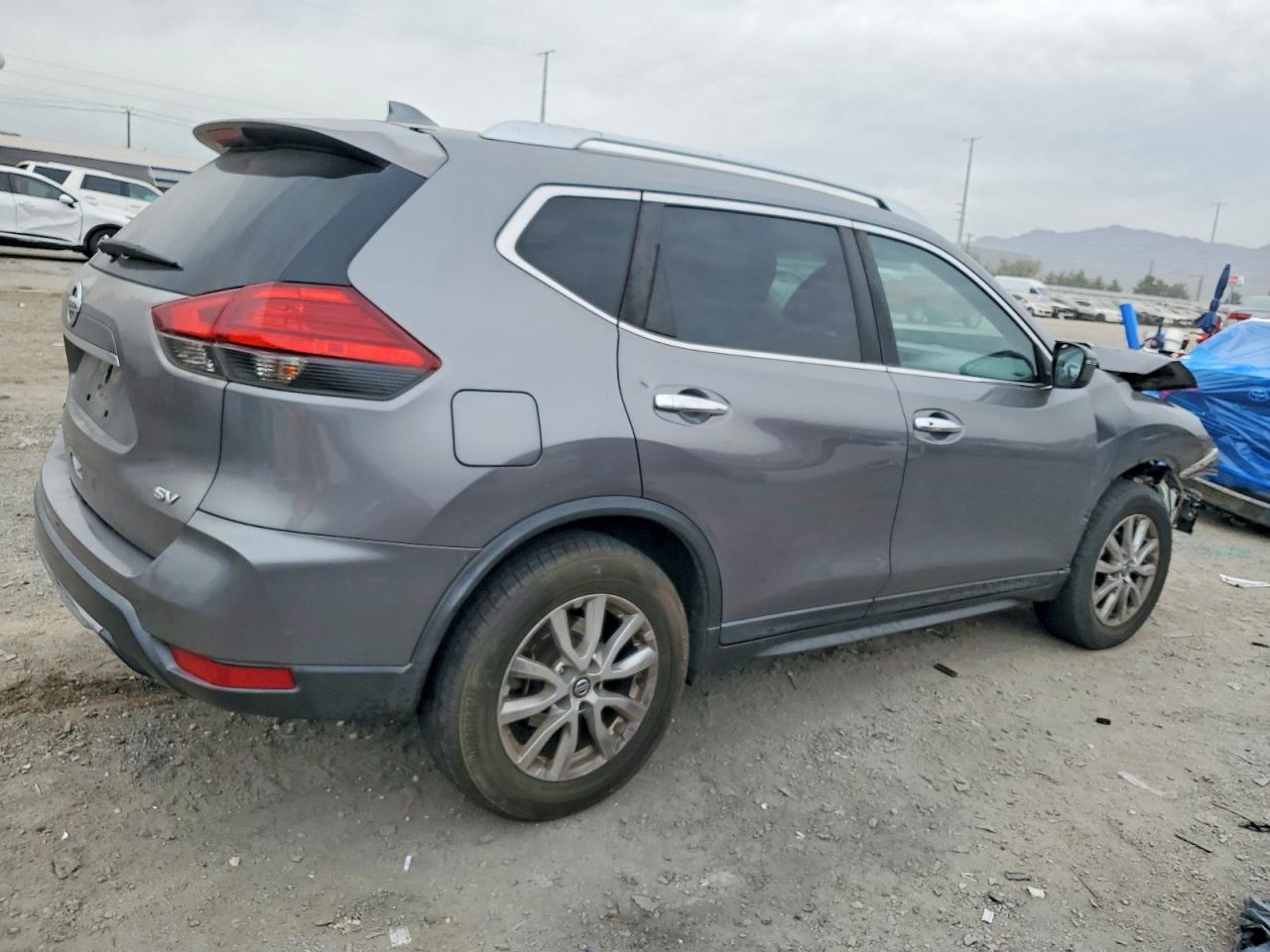 2017 NISSAN ROGUE S photo 3