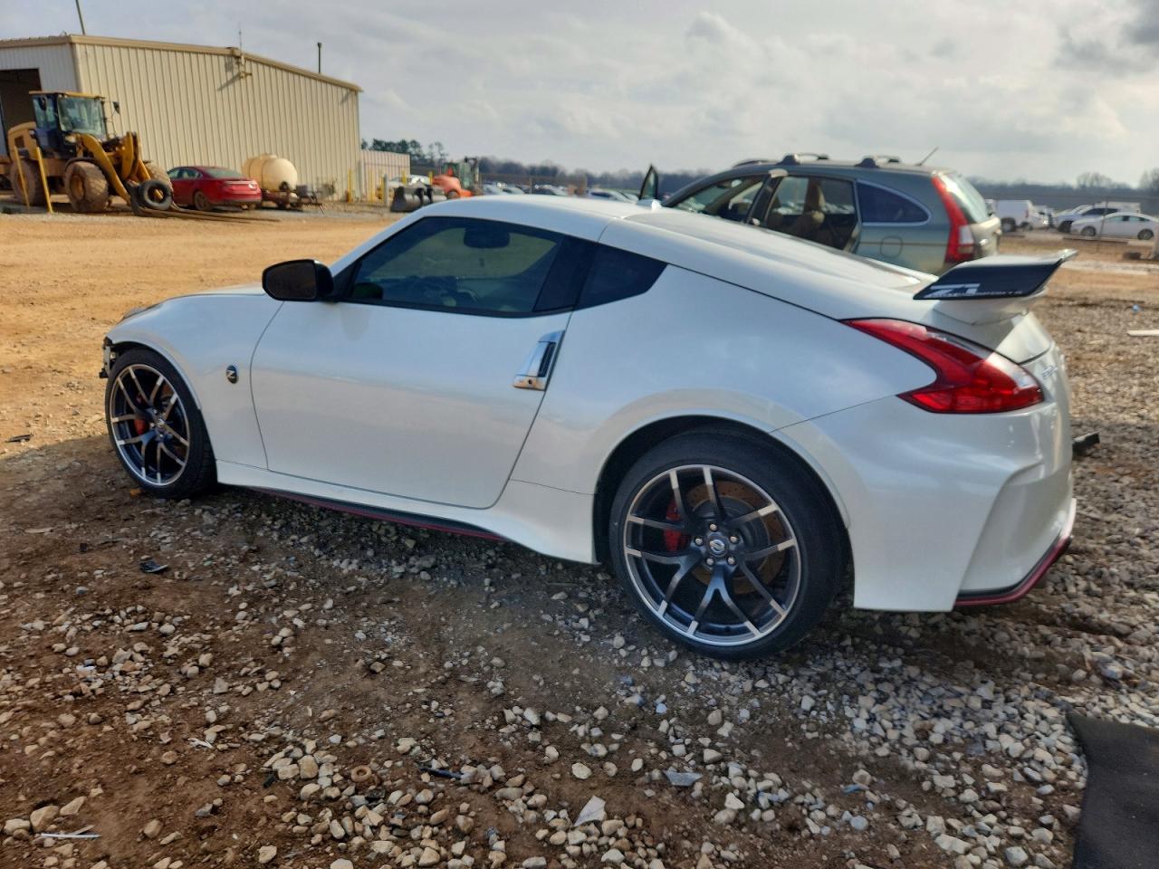 2016 NISSAN 370Z BASE photo 2