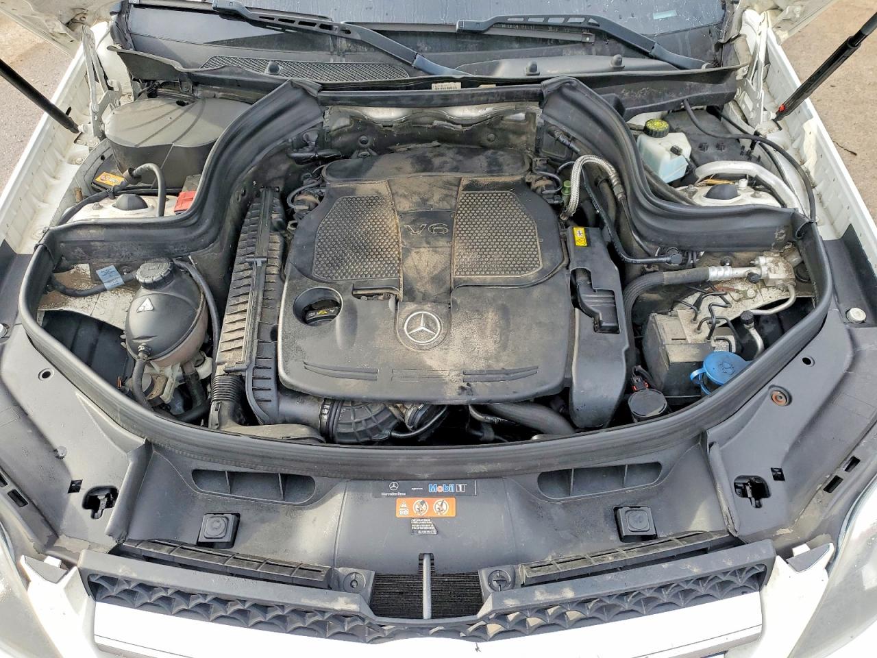 2015 MERCEDES-BENZ GLK 350 4MATIC photo 12