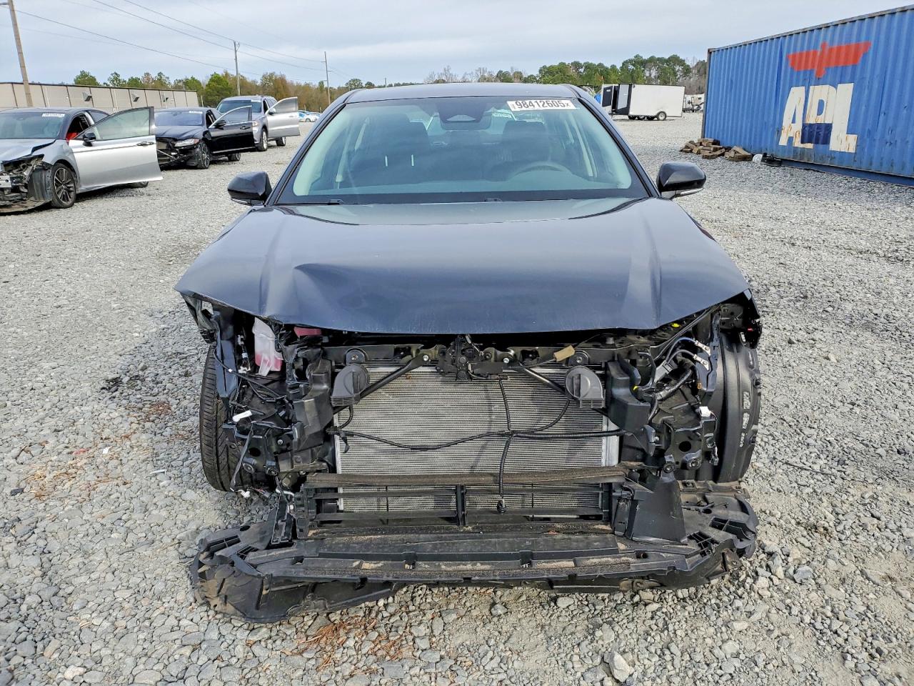 2025 TOYOTA CAMRY XSE photo 5