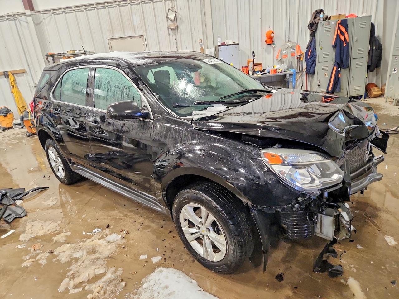 2017 CHEVROLET EQUINOX LS photo 4