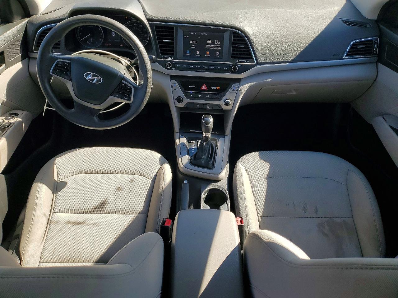 2018 HYUNDAI ELANTRA SEL photo 8