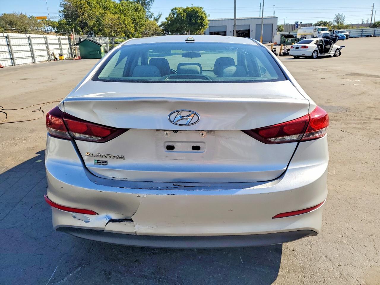 2018 HYUNDAI ELANTRA SEL photo 6