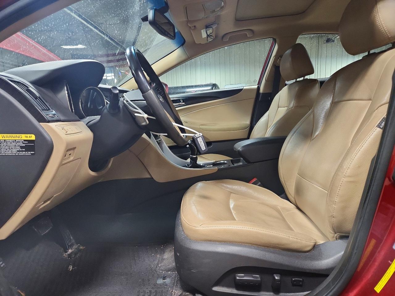 2013 HYUNDAI SONATA SE photo 7