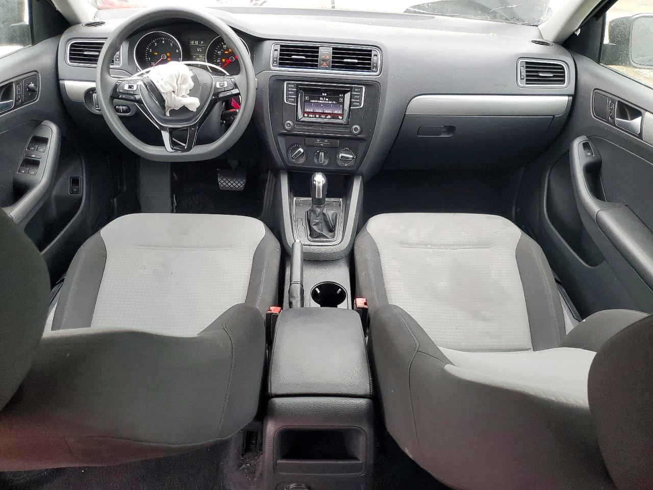 2018 VOLKSWAGEN JETTA S photo 8