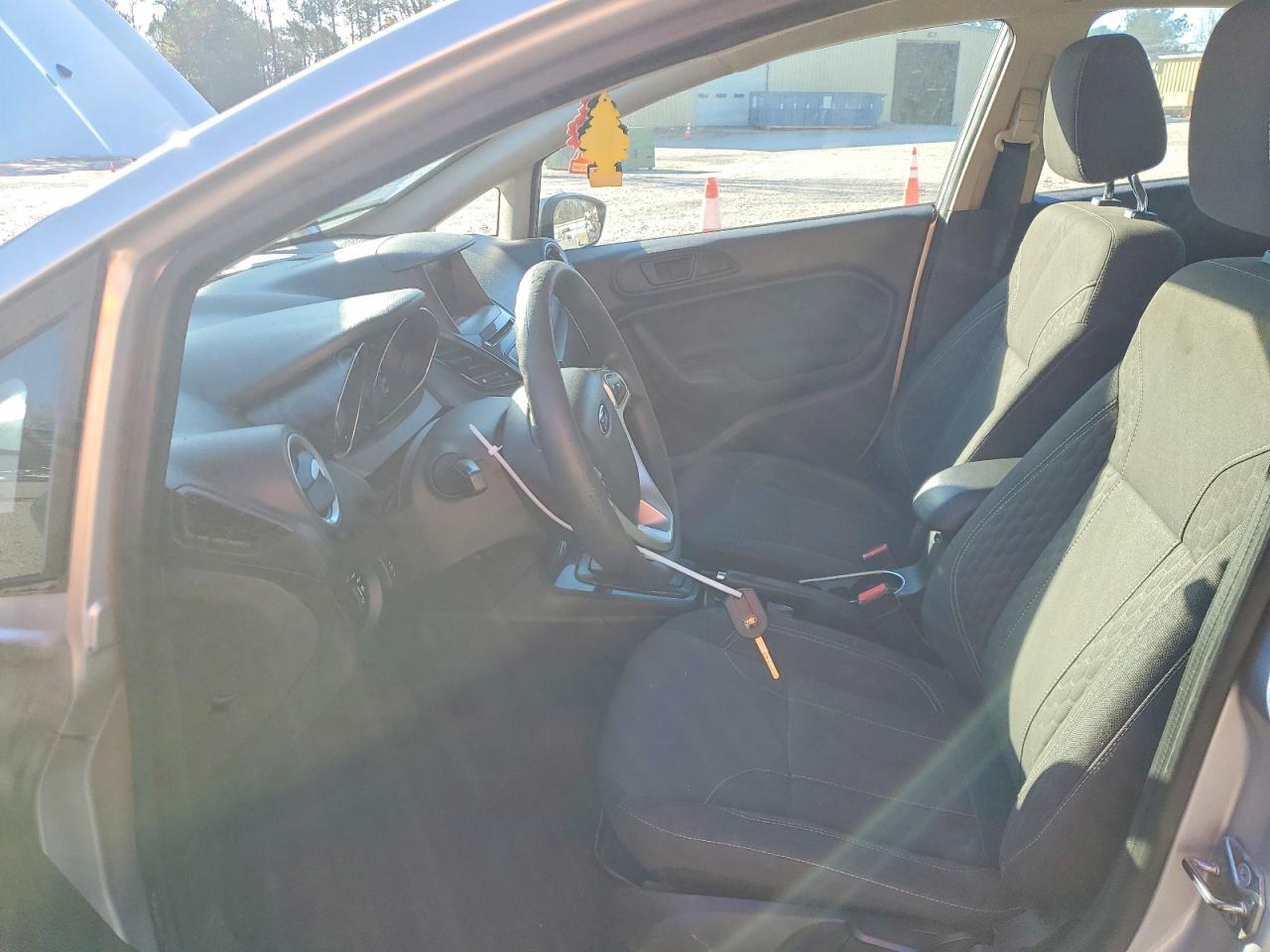 2019 FORD FIESTA photo 7