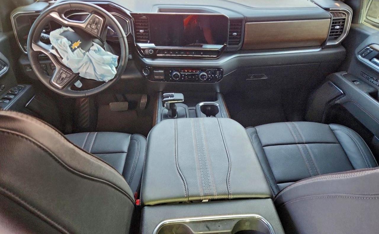2025 CHEVROLET SILVERADO K1500 HIGH COUNTRY photo 8