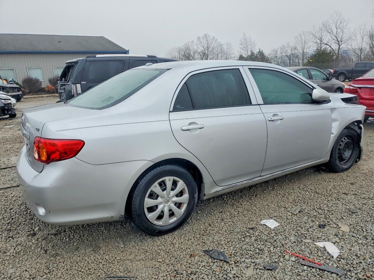 2009 TOYOTA COROLLA BASE photo 3
