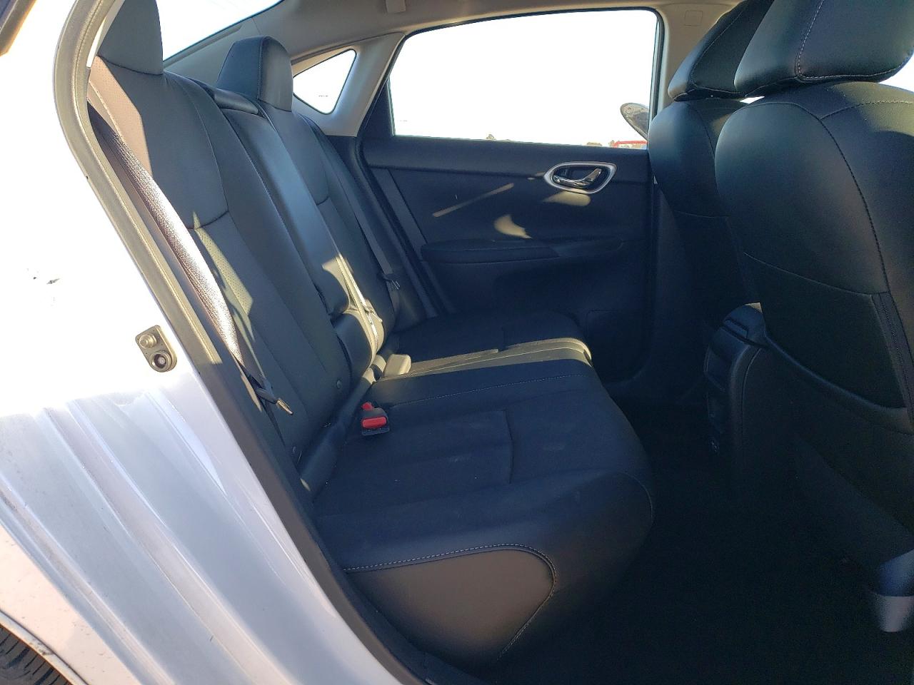 2019 NISSAN SENTRA S photo 10