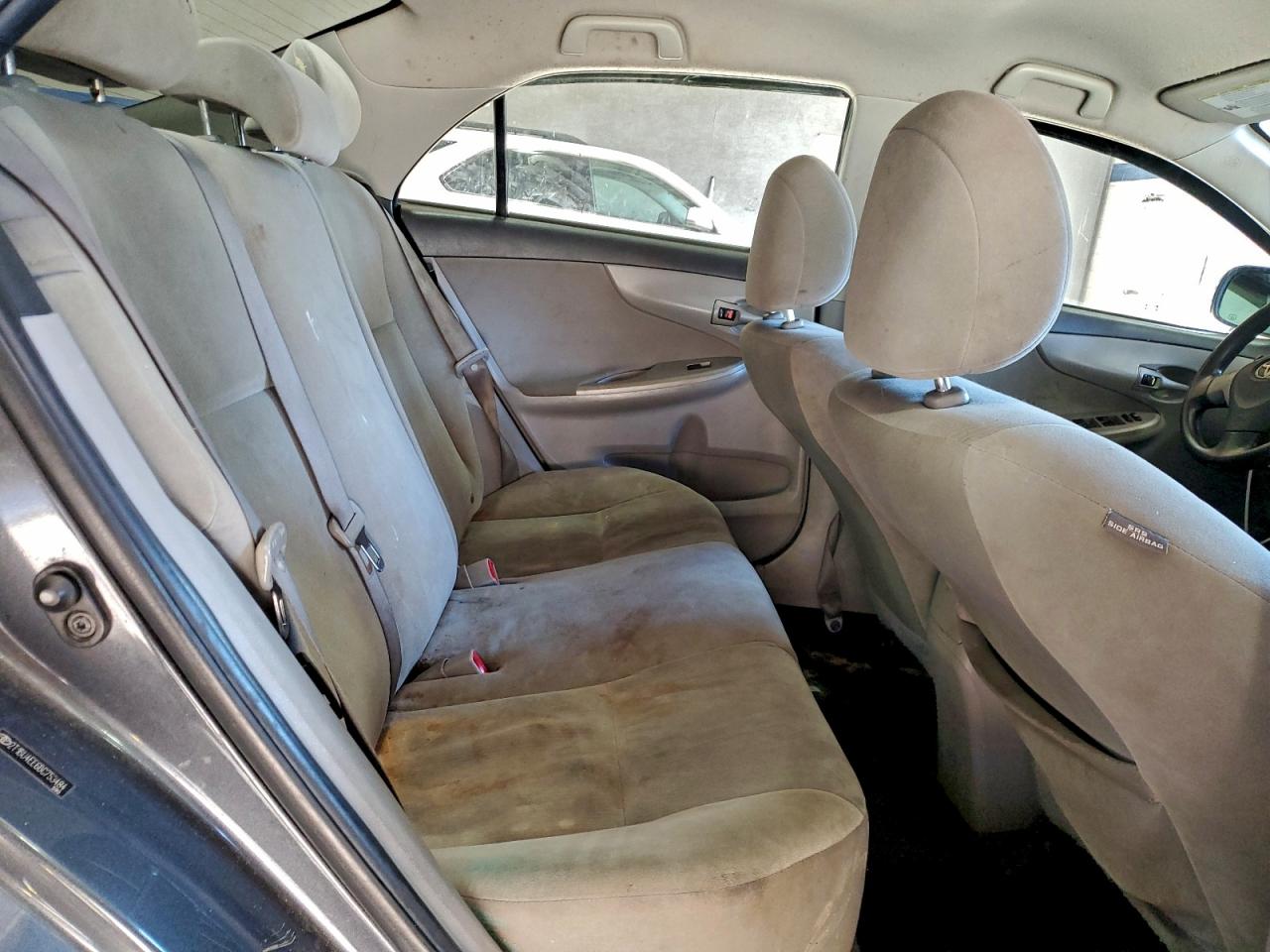 2011 TOYOTA COROLLA BASE photo 10