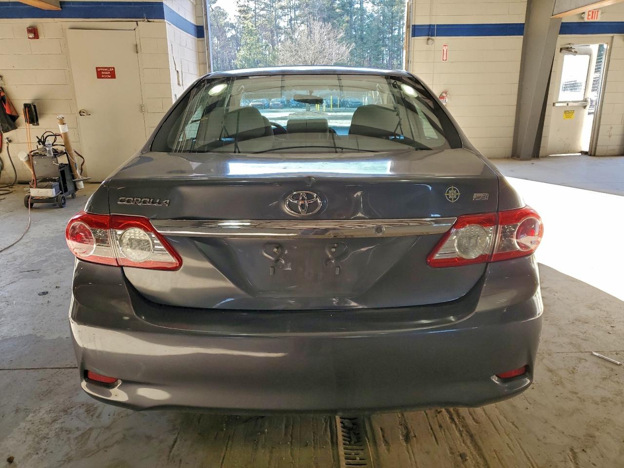 2011 TOYOTA COROLLA BASE photo 6