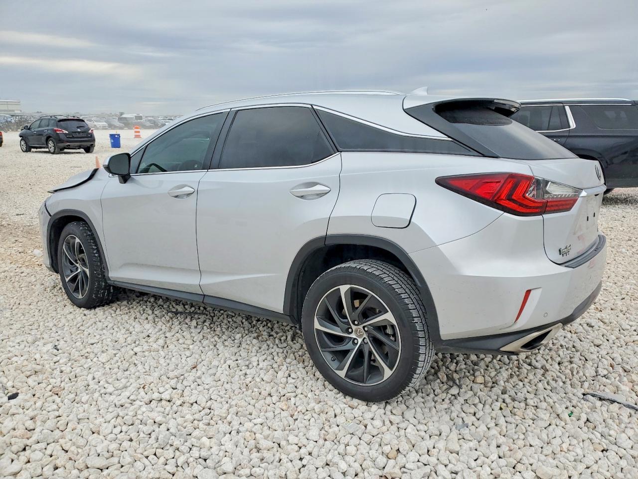 2017 LEXUS RX 350 BASE photo 2
