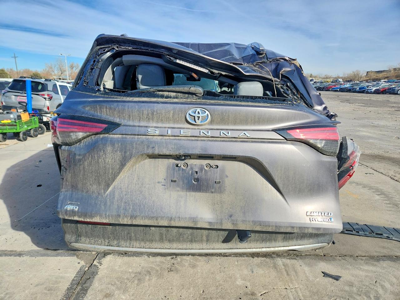 2022 TOYOTA SIENNA LIMITED photo 6