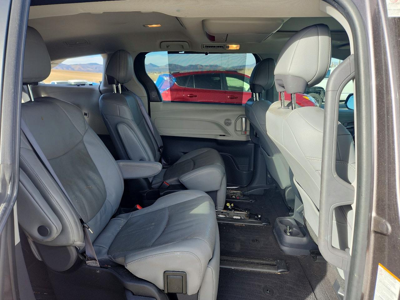 2022 TOYOTA SIENNA LIMITED photo 11