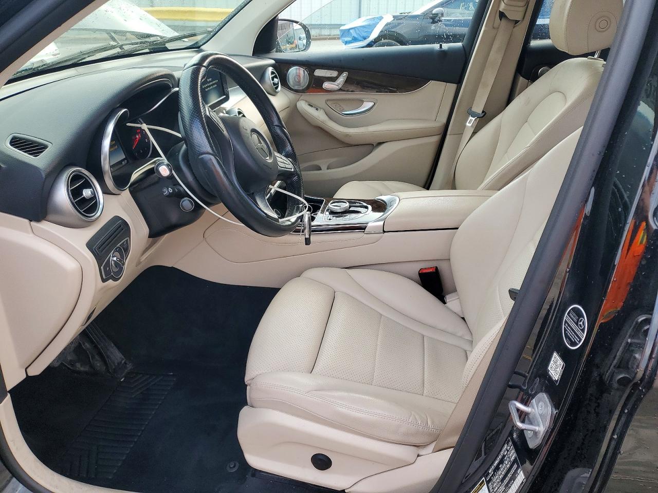 2018 MERCEDES-BENZ GLC 300 4MATIC photo 7