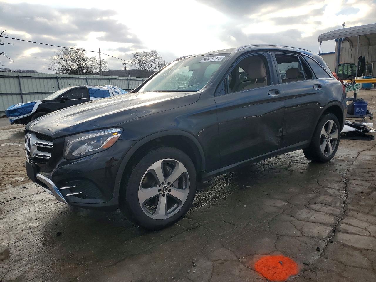 2018 MERCEDES-BENZ GLC