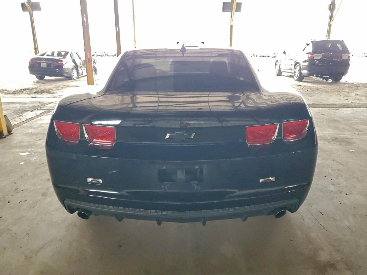 2011 CHEVROLET CAMARO LS photo 6