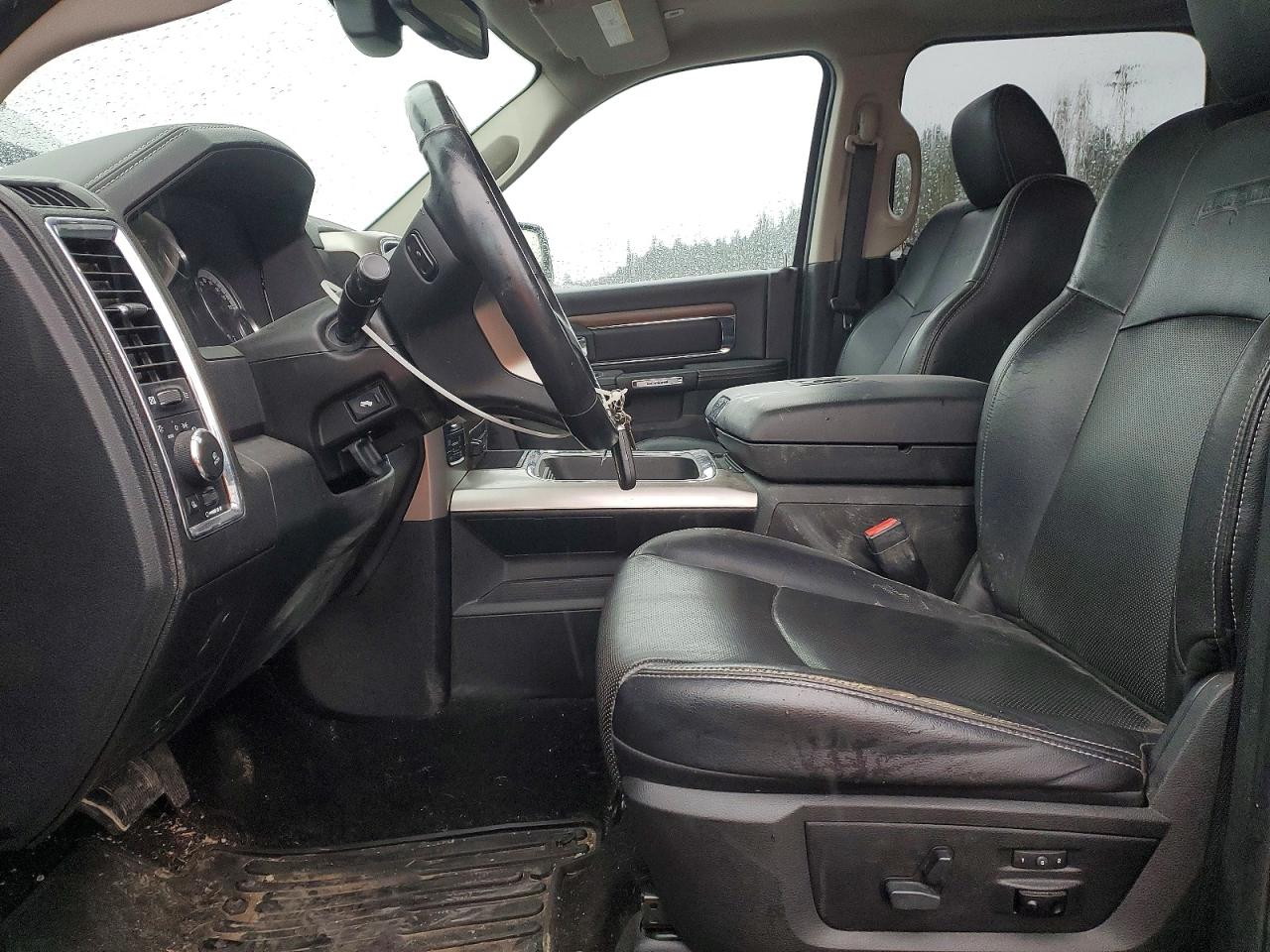 2017 RAM 1500 LARAMIE photo 7