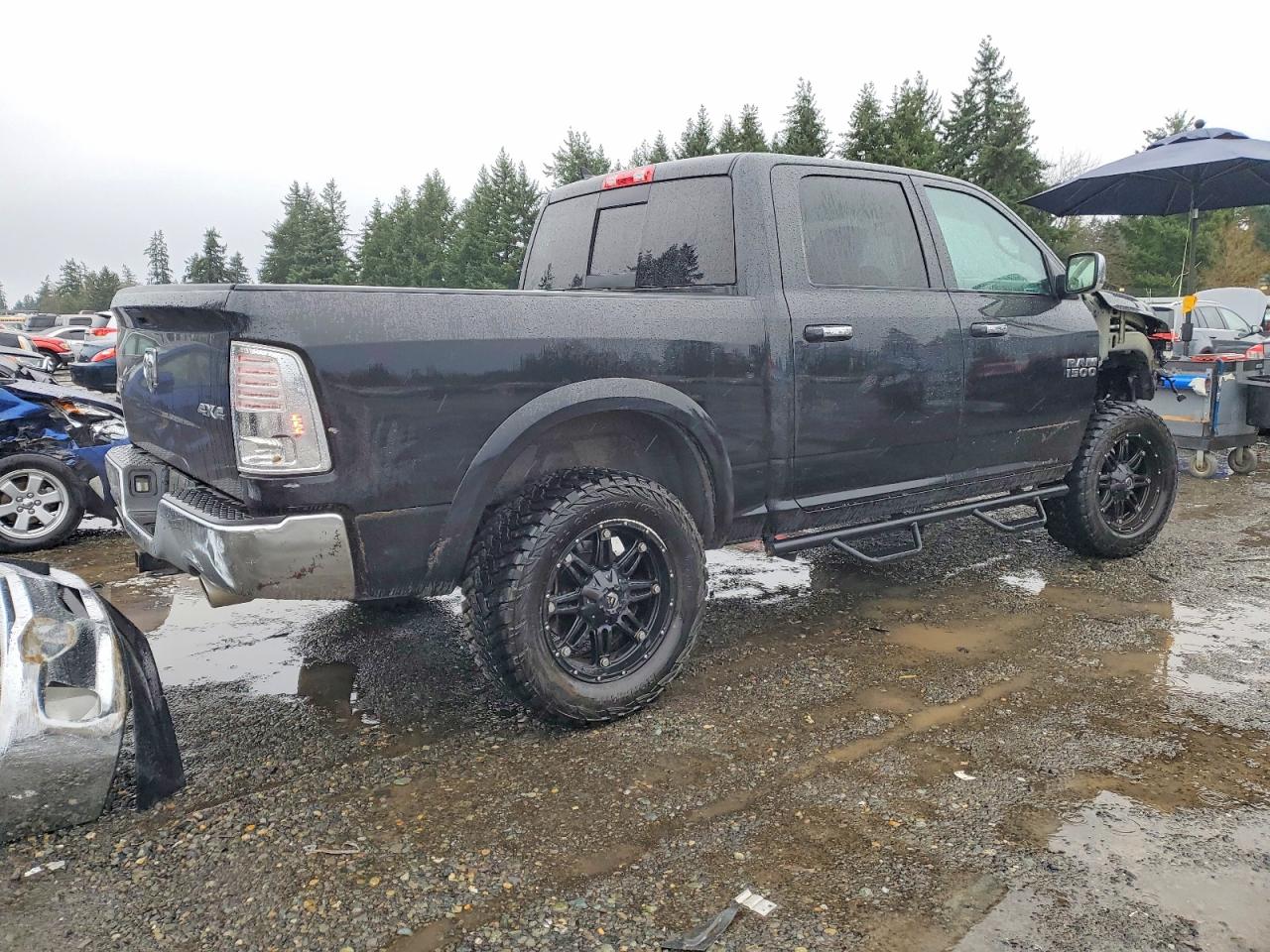 2017 RAM 1500 LARAMIE photo 3