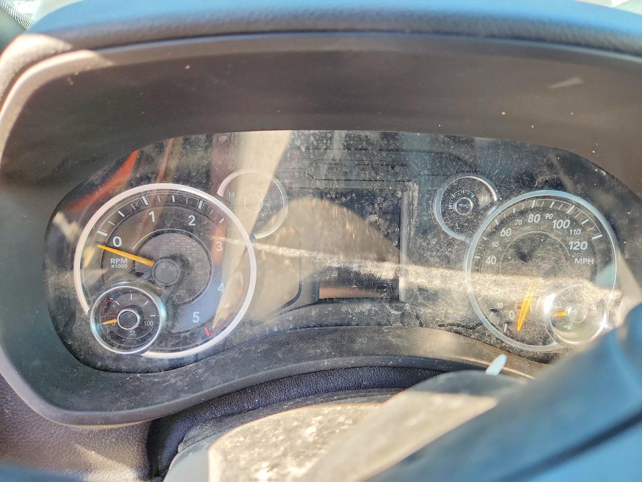 2022 RAM 3500 BIG HORN/LONE STAR photo 9