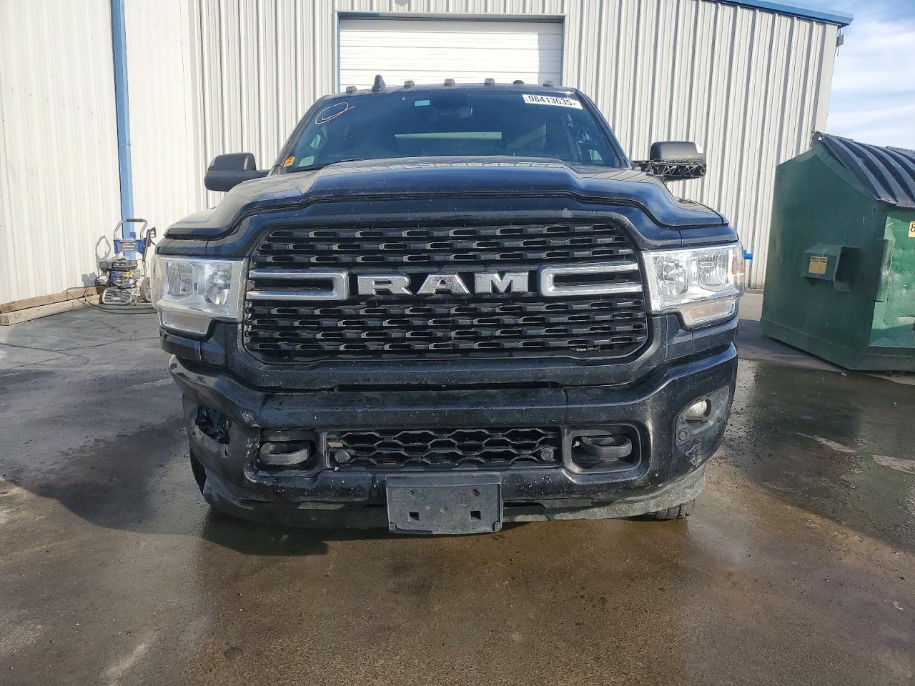 2022 RAM 3500 BIG HORN/LONE STAR photo 5