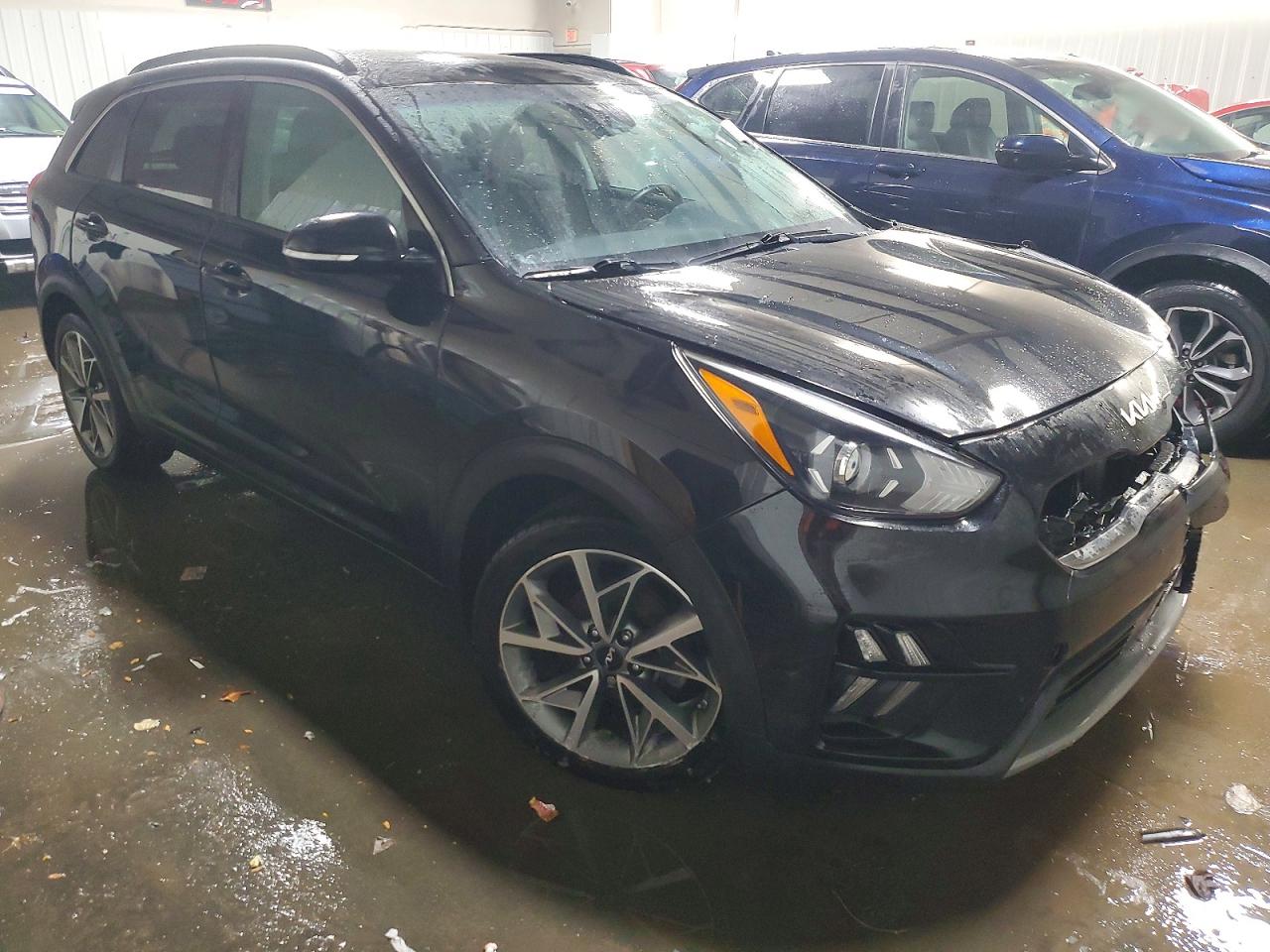 2022 KIA NIRO TOURING SPECIAL EDITION photo 4