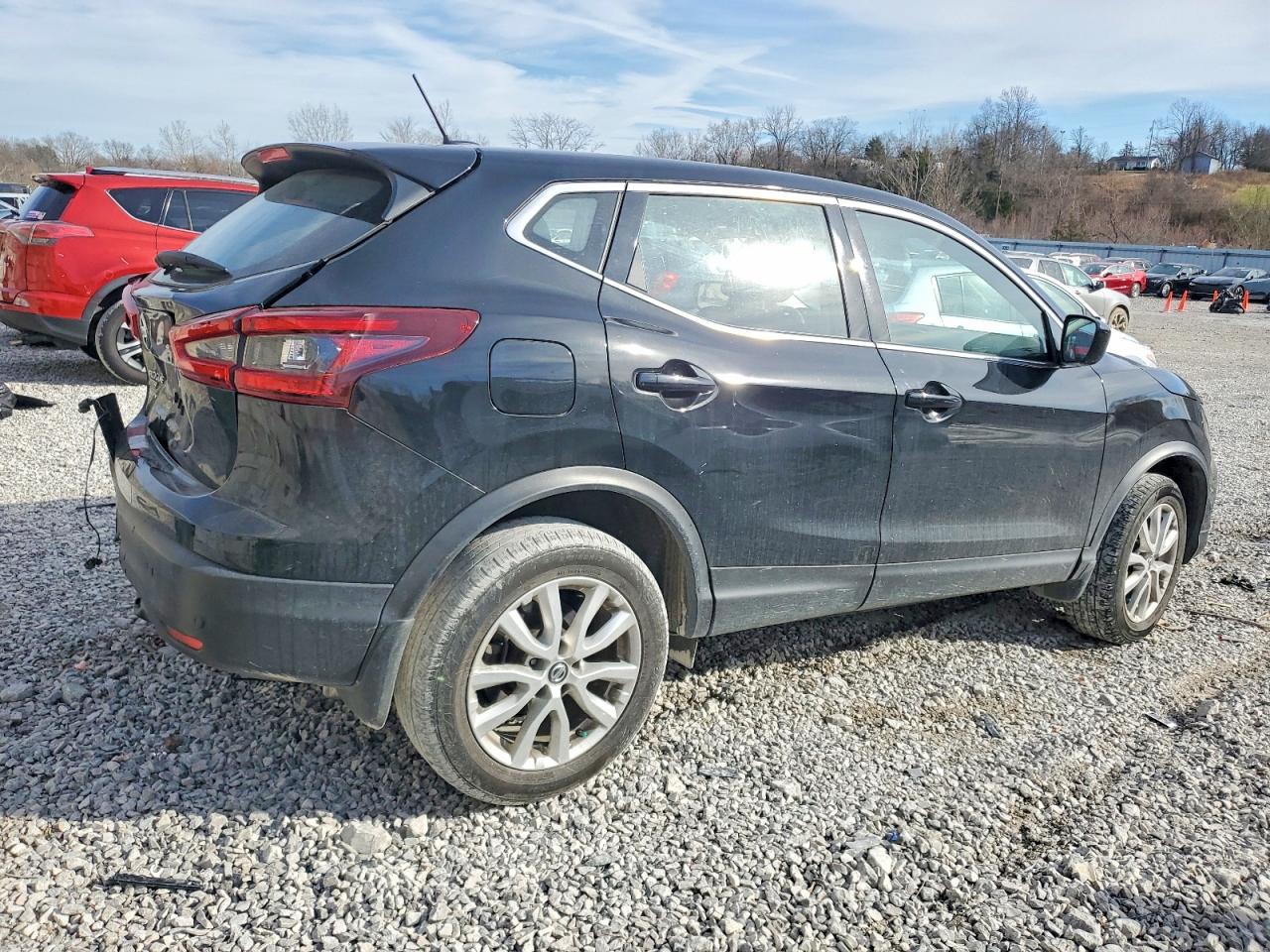 2020 NISSAN ROGUE SPORT S photo 3