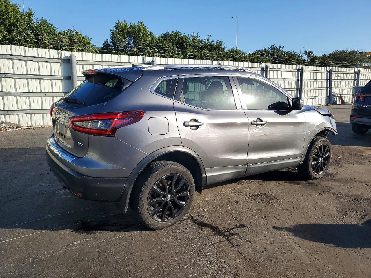 2020 NISSAN ROGUE SPORT SV photo 3