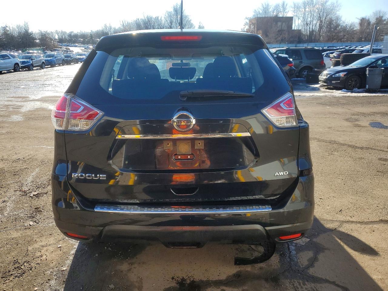2016 NISSAN ROGUE S photo 11
